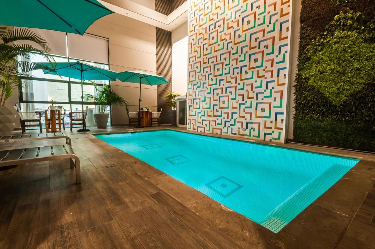 Fch Hotel Expo Adults Only Guadalajara Exterior foto